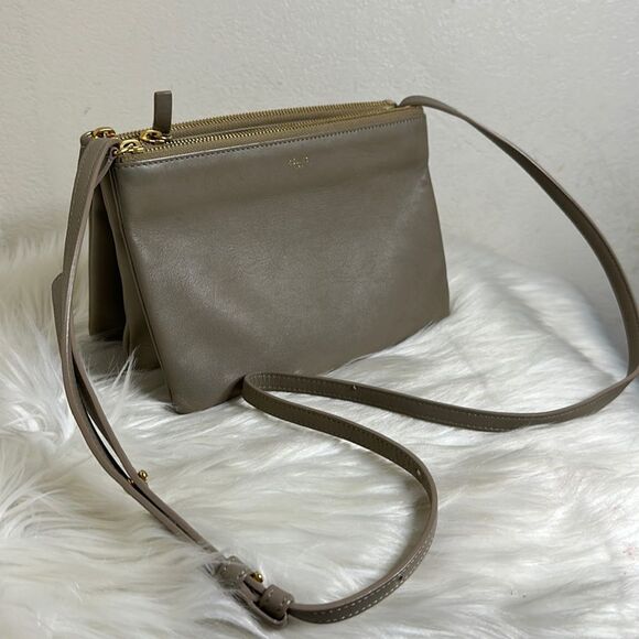 💯Authentic Celine Leather Crossbody Bag🍀 - Picture 1 of 17